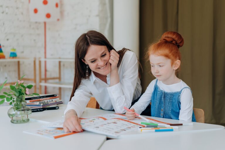 Hoe word je leerkracht in het basisonderwijs? - PoolWest